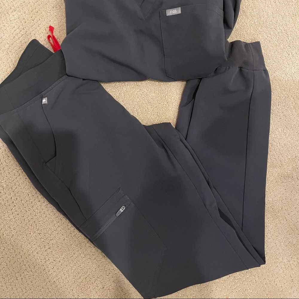 Figs small tall graphite pants